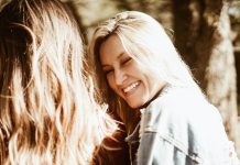 146 Citate Despre Zambet – Maxime, Citate, Cugetari