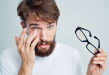 Presbiopia: ce este si cum iti afecteaza ochii aceasta tulburare de vedere?