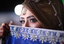 Top 10 autori indieni pe care ar trebui sa-i cititi