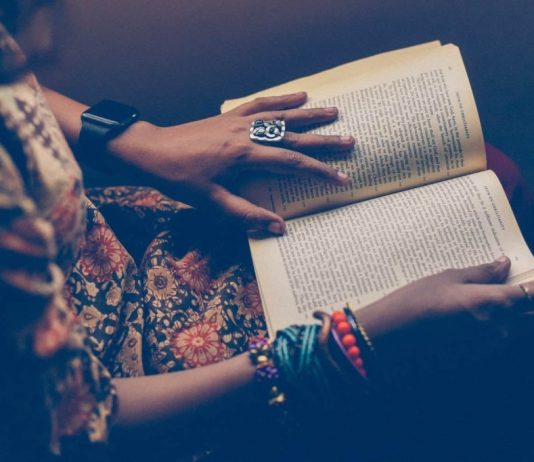 15 carti pe care fiecare femeie de 20 de ani ar trebui sa le citeasca