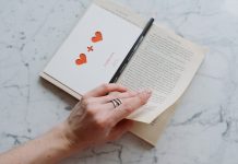 Cum sa faci sau sa scrii o recenzie literara?