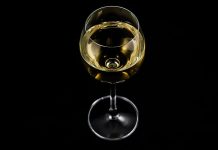 Coltul colectionarului: iata cum alegi primele vinuri de colectie!